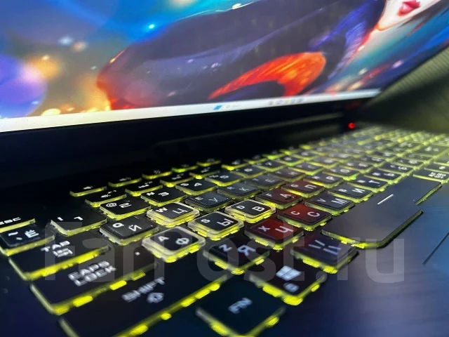 Asus ROG Strix G17 G713QM. 17.3", ��� 16 ��, ���� 512���, WiFi: 1, Bluetooth: 1 ����