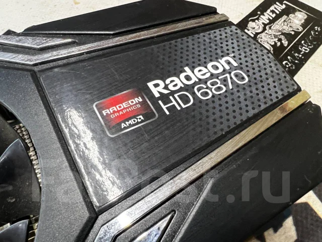 Radeon HD 6870 ����
