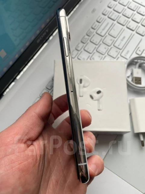 Apple iPhone X. �/�, 64 ��, ����� ����