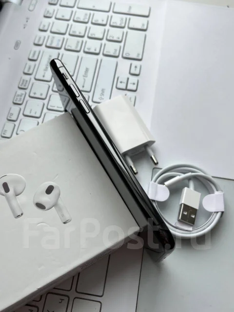 Apple iPhone X. �/�, 64 ��, ������ ����