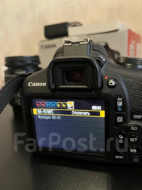 Canon EOS 2000D ����