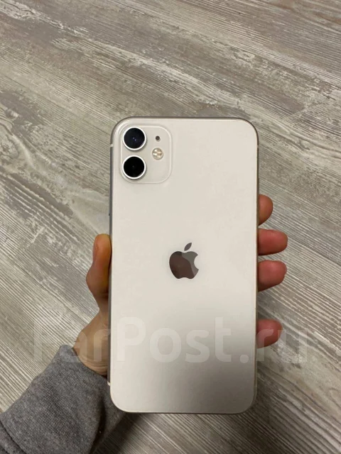 Apple iPhone 11. �/�, 64 ��, �����, 4G LTE ����