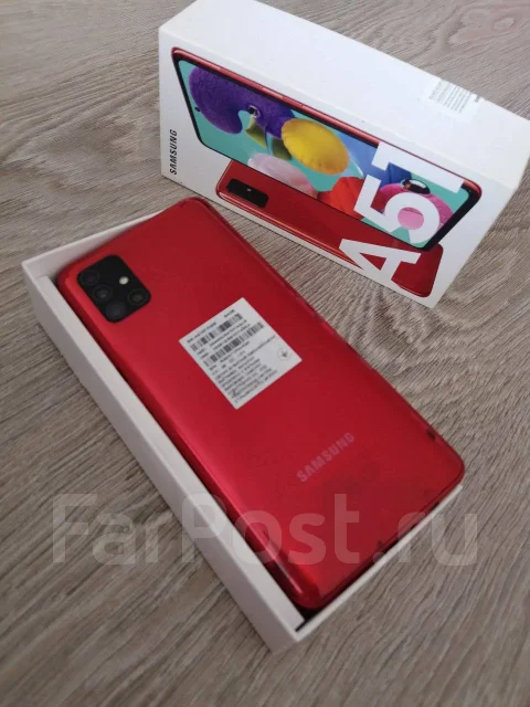 Samsung Galaxy A51. �/�, 64 ��, �������, 4G LTE ����