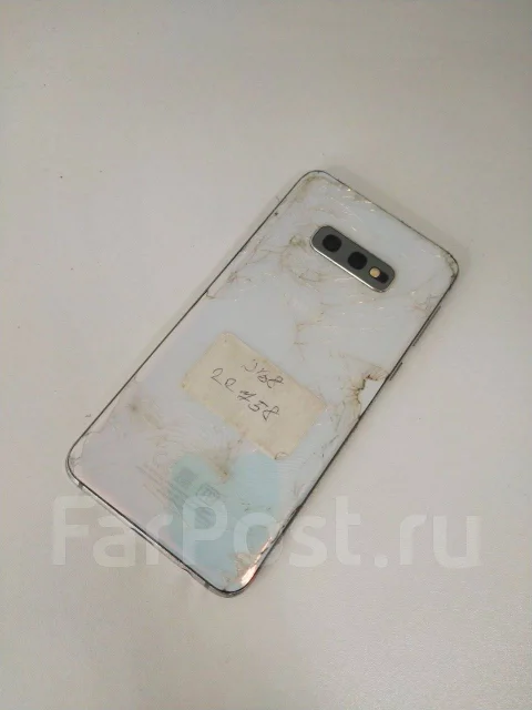 Samsung Galaxy S10e. �/�, 128 ��, �����, NFC ����
