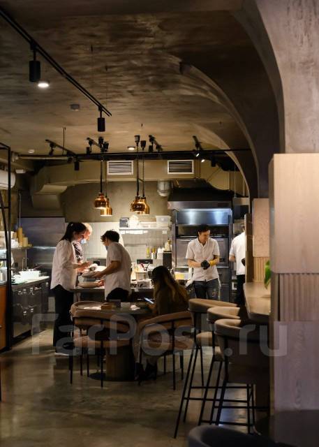 Управляющий рестораном, работа в ООО \"КРЕПЕРИ\" во Владивостоке ...