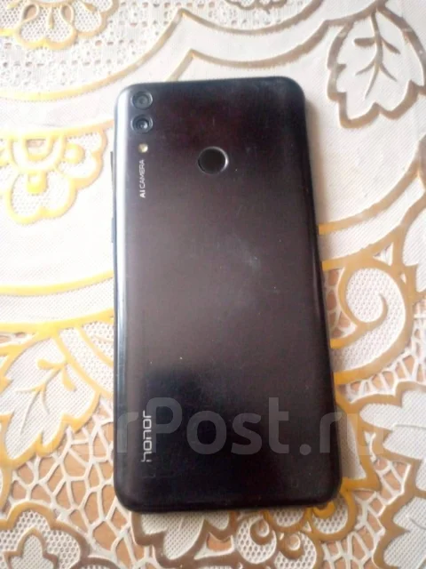 Honor 8C. �/�, 32 ��, ������, 3G, 4G LTE, Dual-SIM ����