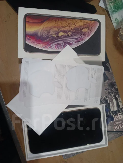 Apple iPhone Xs. �/�, 64 ��, �������, 4G LTE, NFC ����