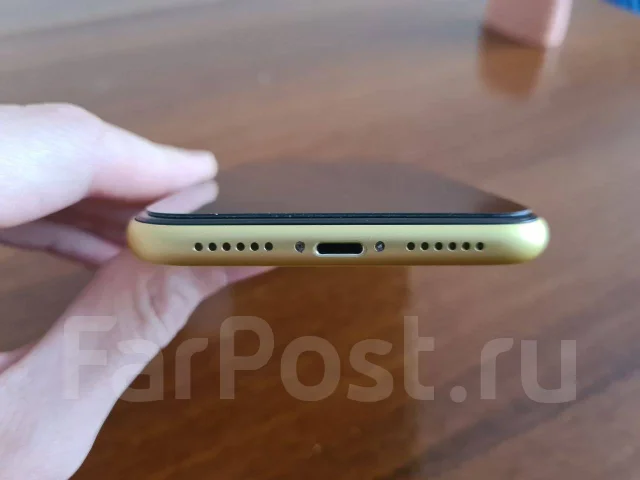 Apple iPhone 11. �/�, 256 ��, ������, 3G, 4G LTE, 5G, Dual-SIM, NFC ����