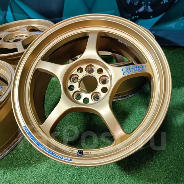 Диски Rays Gram Lights S57C Gold! Made in Japan! R17, PCD 5-100