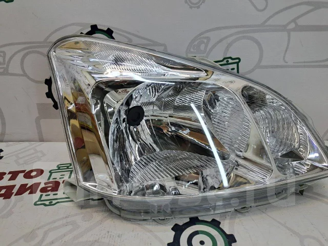 ���� Toyota Premio 01-04 RH ������� ST-20-426R ����