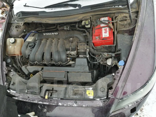 Volvo S40 ����