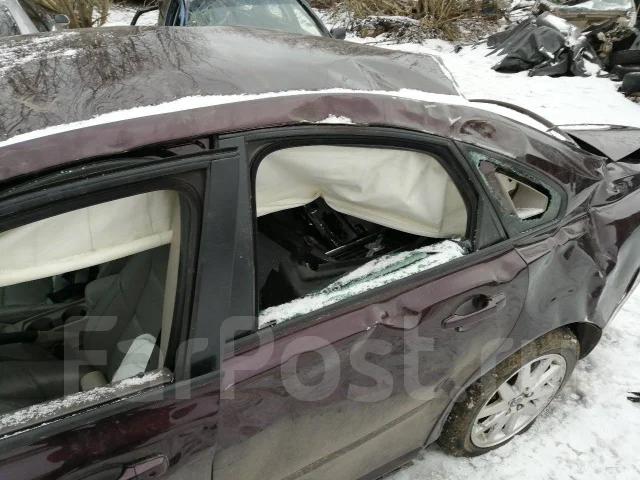Volvo S40 ����