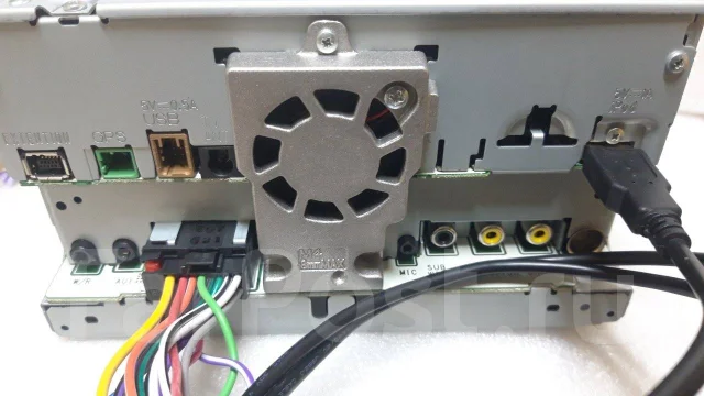 Pioneer Carrozzeria AVIC-RZ800 ����