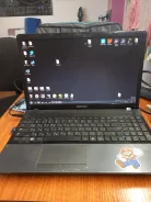 Samsung. 15.6", 2,5����, ��� 4 ��, ���� 297���, WiFi: 1, Bluetooth: 1, ����������� �� 2��. ����