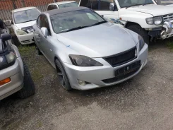 Lexus IS250 ����