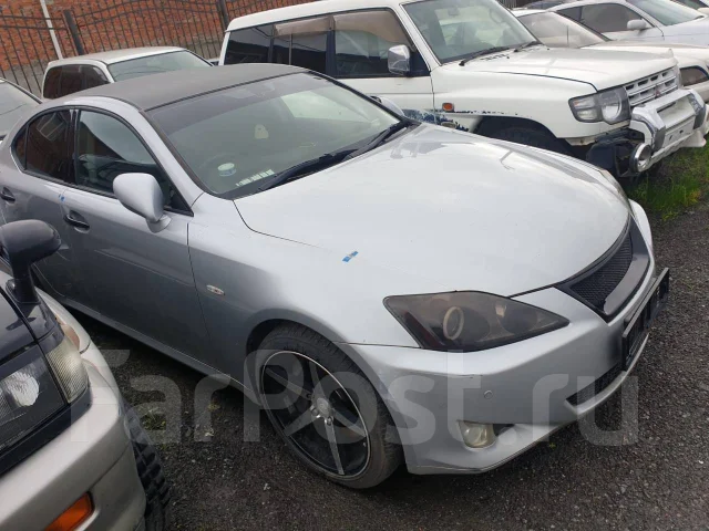 Lexus IS250 ����