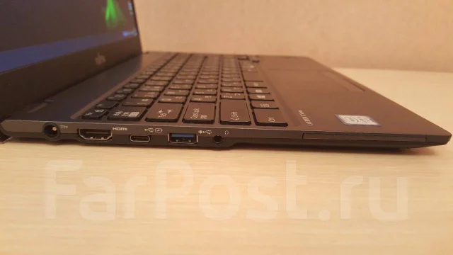 Fujitsu LifeBook S. 13.3", 2,6����, ��� 8 ��, ���� 256���, WiFi: 1, Bluetooth: 1, ����������� �� 8��. ����