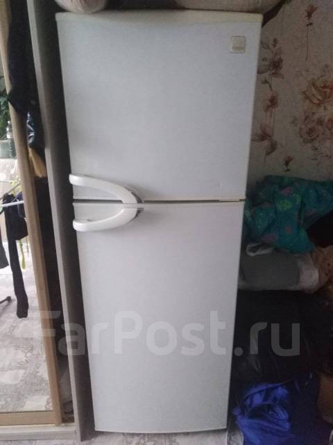 Холодильник Daewoo no frost, б/у, в наличии. Цена: 10 000₽ во Владивостоке