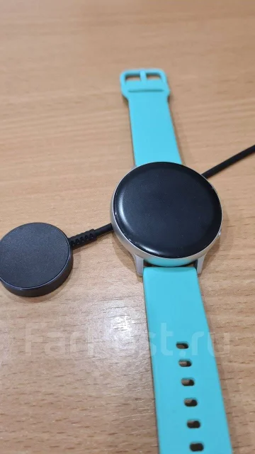 Samsung Galaxy Watch Active2. GPS, NFC, IP68 ����