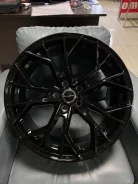 YST X-22. 8.0x18", 5x108, ET35, �� 73,1���. ����