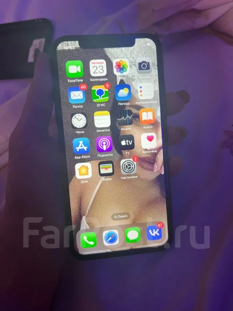 Apple iPhone X. �/�, 64 ��, ������, 4G LTE ����