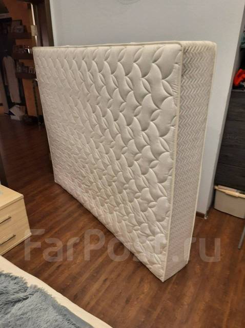 Матрас Kapitan Traum 160х200х30 см, почти новый, двуспальный, с ...