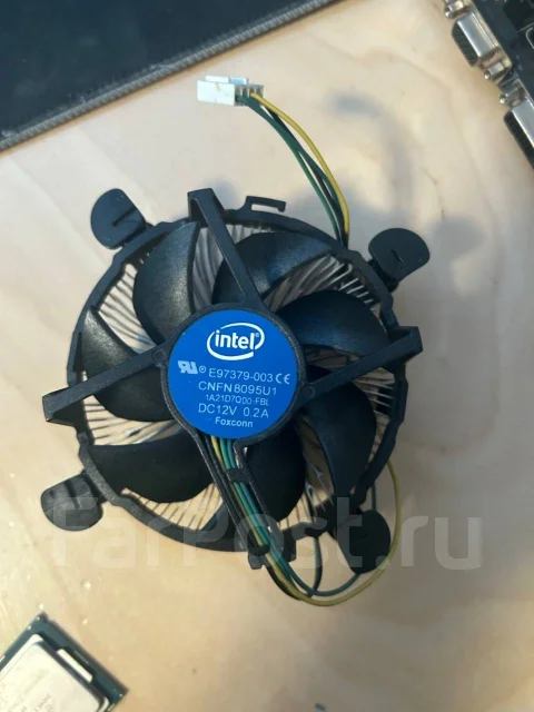 Intel Pentium G4400 ����
