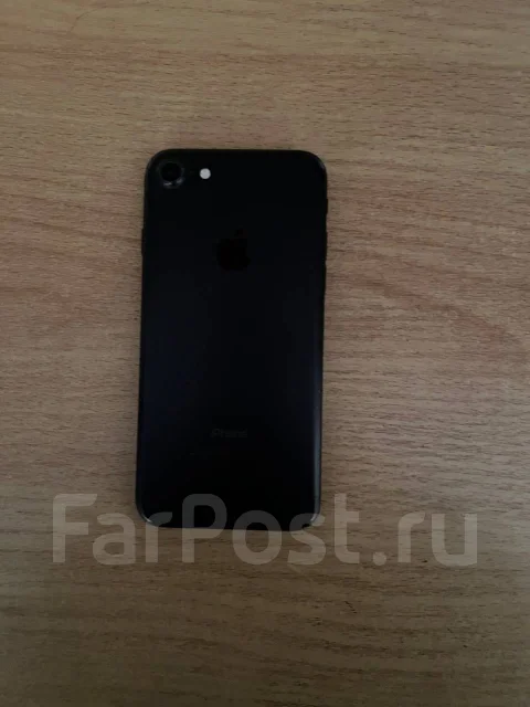 Apple iPhone 7. �/�, 32 ��, ������, 4G LTE ����