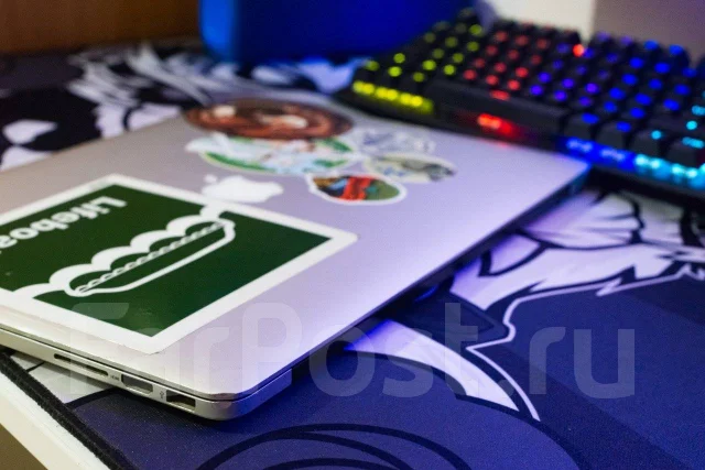 Apple MacBook Pro 15 2014 Mid. 15", 2,5����, ��� 16 ��, ���� 256���, WiFi: 1, Bluetooth: 1, ����������� �� 1��. ����