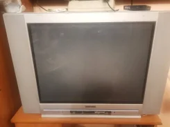 Hitachi 32HB4T61. LED. ��� ����� �� ������������ ����