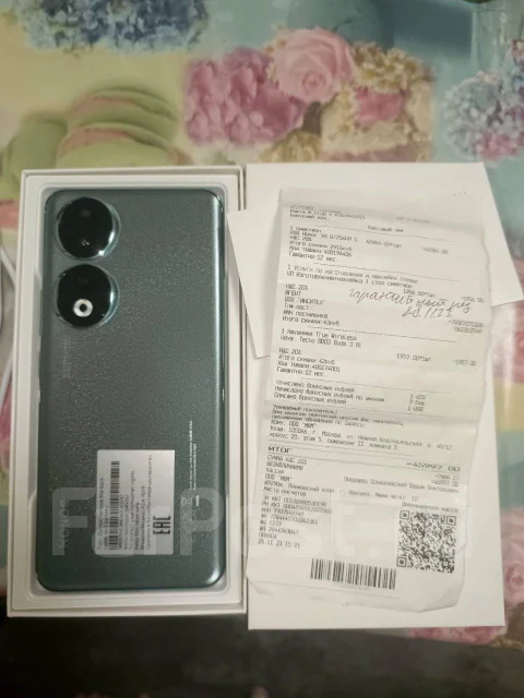 Honor 90. �����, 256 ��, ���������, 3G, 4G LTE, 5G, NFC ����