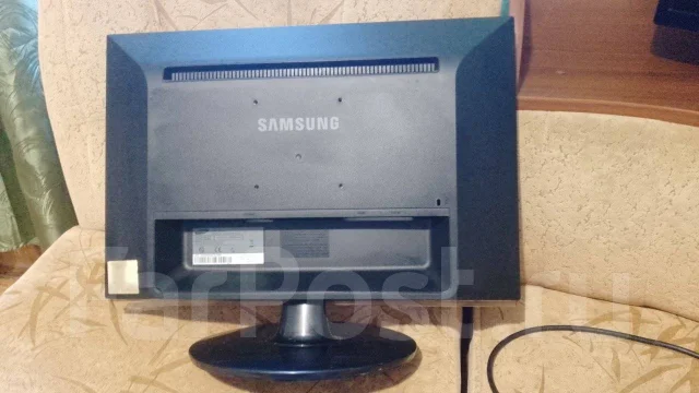Samsung. 22", ���������� �� (LCD, LED, QLED) ����