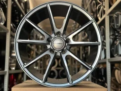 Vossen VFS-1. 8.0x18", 5x114.3, ET40, �� 73,1���. ��� ����� �� ������������ ����