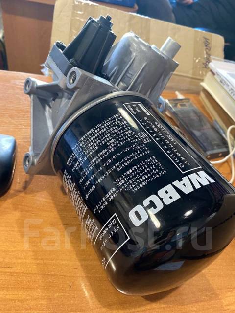 Осушитель воздуха в сборе 12V AD-IS/SP Wabco 595518C501 4324102292 ...