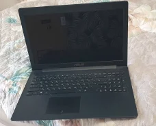 Asus X553M. 15.6", 2,2����, ��� 4 ��, ���� 500���, WiFi: 1, Bluetooth: 1 ����