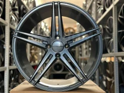 Vossen VPS-302. 7.0x16", 4x100, ET28, �� 73,1���. ����