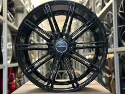 Vossen CV4. 8.5x18", 5x114.3, ET31, �� 73,1���. ��� ����� �� ������������ ����