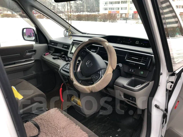 Honda Stepwgn. ��������, ��������, 1.5 (150��.�.), ������, 69 000����. �� ����