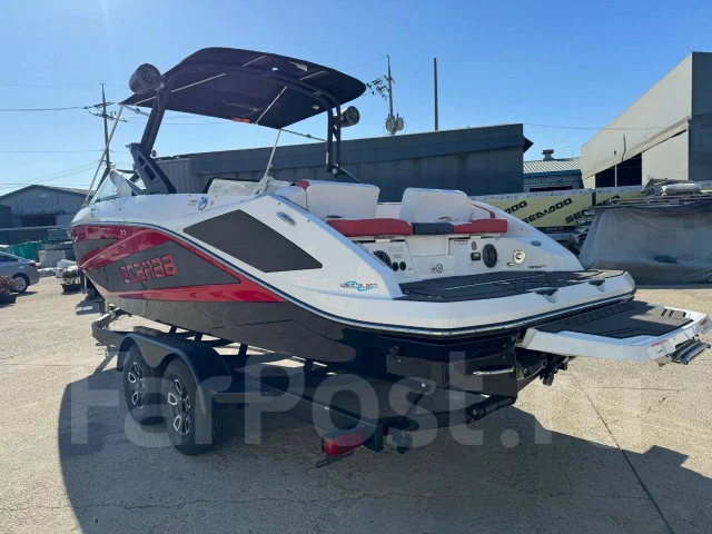 Scarab. 2023 ���, ����� 7,4��., ��������� ������������, 600��.�., ������. ��� ����� �� ������������ ����