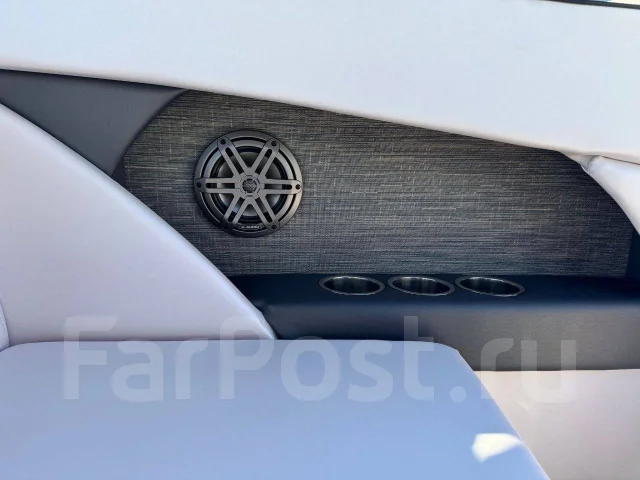Scarab. 2023 ���, ����� 7,4��., ��������� ������������, 600��.�., ������. ��� ����� �� ������������ ����
