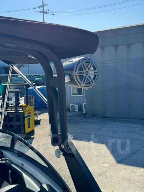 Scarab. 2023 ���, ����� 6,4��., ��������� ������������, 600��.�., ������. ��� ����� �� ������������ ����