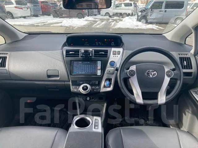 Toyota Prius a. ZVW41, 2ZRFXE ����