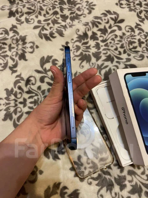 Apple iPhone 12. �/�, 64 ��, �����, 5G, NFC ����