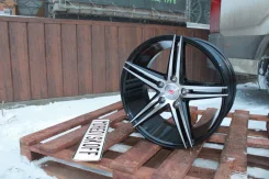 Vossen VPS-302. 8.0x17", 5x114.3, ET30, �� 67,1���. ����