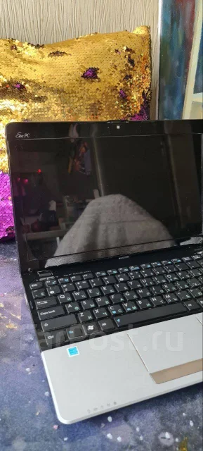 Asus Eee PC 1215P. 12.1", 1,6����, ��� 2048 ��, ���� 320���, WiFi: 1, Bluetooth: 1, ����������� �� 8��. ����