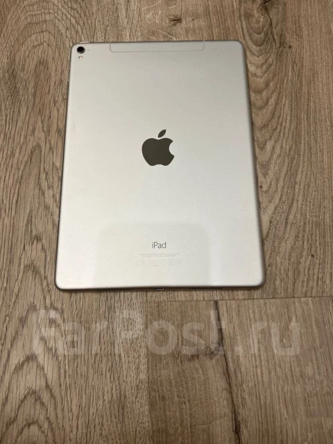 Apple iPad Pro 9.7. 9.7 ������, ������ 32 �� ����
