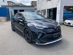 Toyota C-HR. ��������, 4wd, 1.2 (115��.�.), ������, 46 000����. ��, �/�, ��� ���. ��� ����� �� ������������ ����