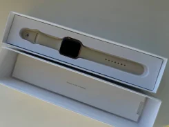 Apple Watch Series 4. GPS, NFC ����