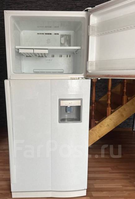 Холодильник Ю. Корея Daewoo, б/у, в наличии. Цена: 4 800₽ во Владивостоке