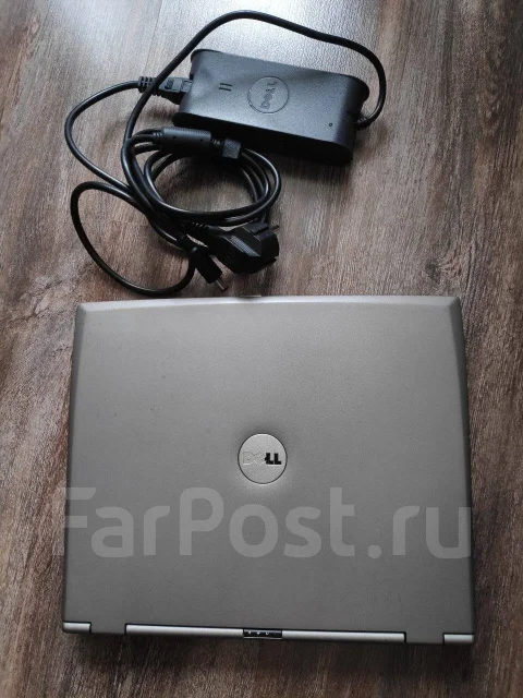 Dell Latitude. 12.1", 1,4����, ��� 512 ��, ���� 28��� ����